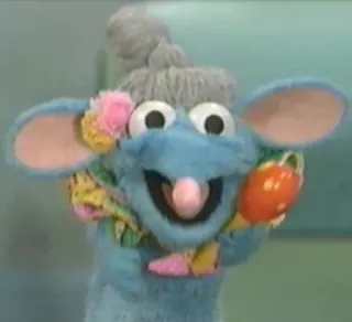 👵 Rizzo the Rat The Muppet Show marionnette, rat, Muppets, drôle, bleu, personnage telegram sticker