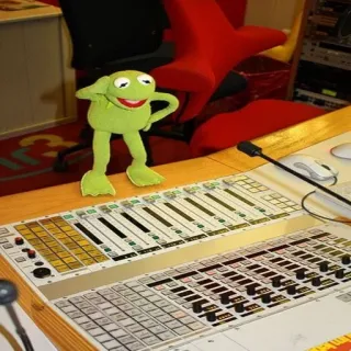 🤔 Kermit Marionnette, Muppet, Kermit la grenouille, Audio, Table, Mixage telegram sticker