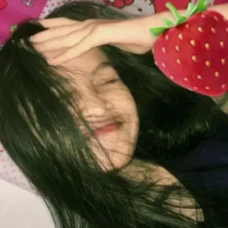🦋 여자, 셀카, 딸기, 인물 사진, 실내 telegram sticker