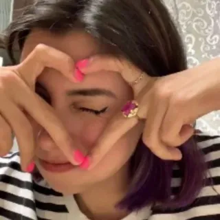 💓 woman, heart, gesture, fingers, portrait, girl telegram sticker