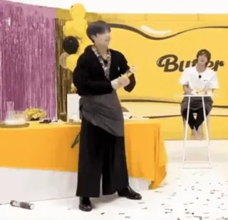 🎉 Butter BTS, K-pop, música, butter, amarelo, balão telegram sticker
