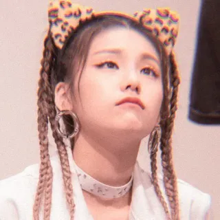 hwang yeji | @O93INC whatsapp stickers