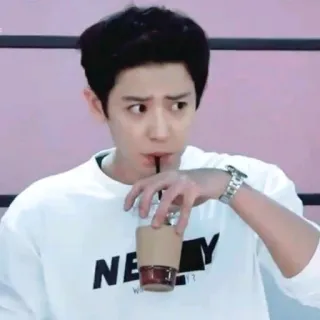 🔥 NERDY kpop, bebiendo, persona, hombre, coreano, celebridad, ídolo telegram sticker