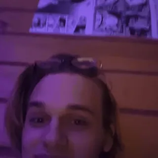 🙄 telegram sticker