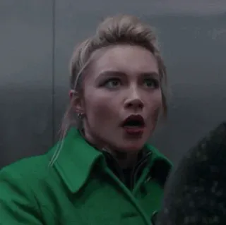 😐 Yelena Belova mujer, sorprendida, Marvel, personaje, expresión facial, Yelena Belova whatsapp sticker