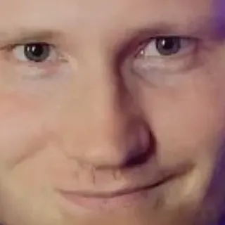 🙂 портрет, лицо, человек, мужчина, крупный план, улыбка telegram sticker