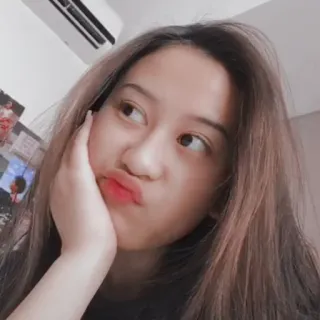 🧺 orang, wanita, potret, selfie, gadis, remaja telegram sticker
