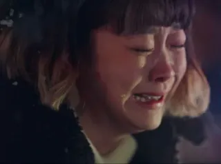 🤧 pleurer, triste, contrarié(e), larmes, émotionnel(le), femme whatsapp sticker