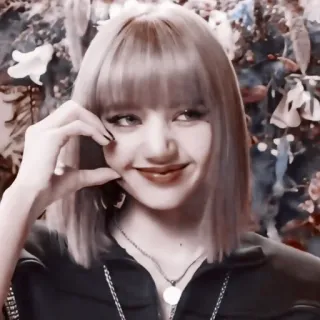 🧬 Lisa ลิซ่า, Blackpink, Kpop, นักร้อง, ไอดอล, แฟชั่น telegram sticker