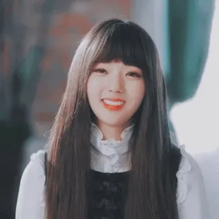 ❄ portrait, femme, sourire, cheveux noirs, mignon, fille, joyeux telegram sticker