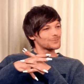 🥛 Louis Tomlinson Louis Tomlinson, Célébrité, Personne, Chanteur, One Direction, Doigts croisés, Sourire narquois telegram sticker