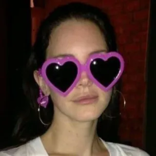 🍒 Lana Del Rey singer, songwriter, celebrity, sunglasses, heart, portrait telegram sticker