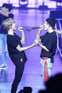 🎭 k-pop, muziek, optreden, concert, zingen, entertainment telegram sticker