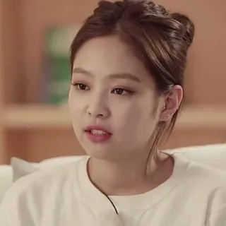 😨 Jennie kpop, piosenkarka, portret, kobieta, celebrytka, blackpink whatsapp sticker