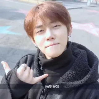 ☁️  (들칫 듷칫) whatsapp sticker