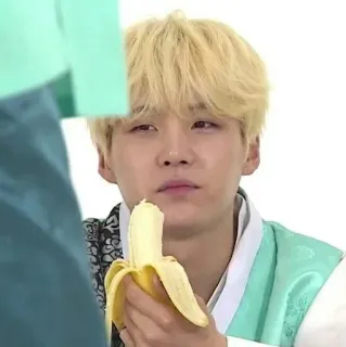 🤠 Suga Suga, BTS, plátano, K-pop, ídolo, Min Yoongi, coreano telegram sticker