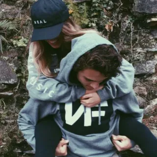❤ REAL chapeau, sweat à capuche, couple, à dos, jeunes, amour, mode, style telegram sticker