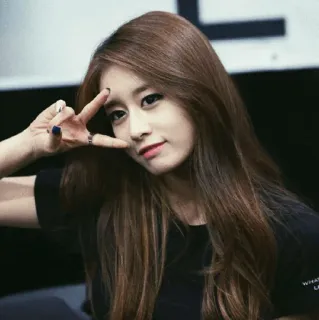 🥀 woman, korean, portrait, girl, peace sign, beautiful, long hair whatsapp sticker