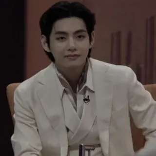 🚬 V BTS, Ким Тэхён, певец, K-pop, айдол, знаменитость, актер telegram sticker