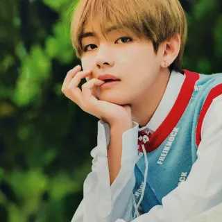 🤤 V kpop, idol, cantante, v, bts, pop coreano telegram sticker