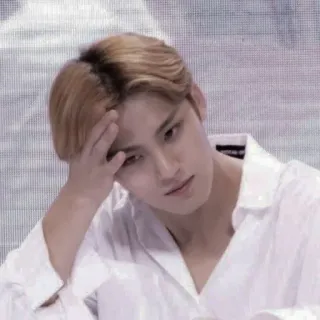 ♠️ mężczyzna, biała koszula, fryzura, K-pop, idol, portret telegram sticker