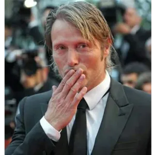 😘 Mads Mikkelsen 俳優, セレブ, ハンサム, レッドカーペット telegram sticker