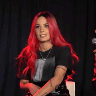 🍒 Halsey cantor, músico, celebridade, cabelo ruivo, mulher whatsapp sticker