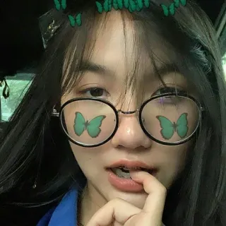 💋 ผู้หญิง, แว่นตา, วัยรุ่น, ผีเสื้อ telegram sticker