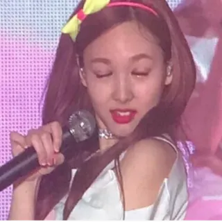 😣 Nayeon K-pop, Cantante, Donna, Im Nayeon, Twice, Idol telegram sticker