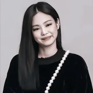 🍂 Jennie kpop, chanteuse, femme, portrait, cheveux noirs, idole, coréenne telegram sticker