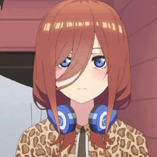 🐾 Miku Nakano The Quintessential Quintuplets Anime, Manga, Carino, Ragazza, Cuffie, Miku Nakano, Le 5 Sorelle telegram sticker