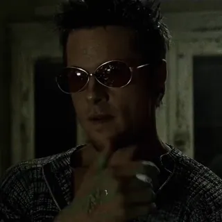 🤔 Tyler Durden Fight Club Тайлер Дёрден, Бойцовский клуб, Брэд Питт, фильм, насилие whatsapp sticker