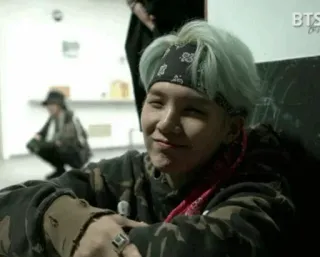 ☺️ Suga BTS kpop, idol, bandana, idol whatsapp sticker
