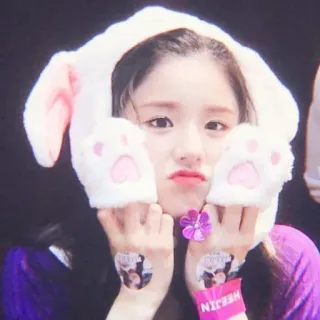 😃 Heejin HEEJIN kpop, idol, fille, lapin, mignon telegram sticker