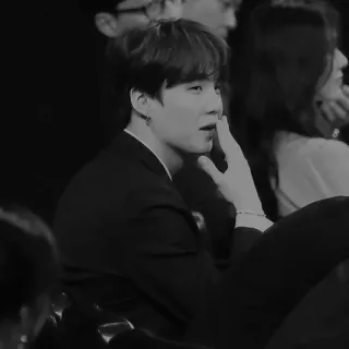 🎻 Suga kpop, bts, min yoongi, sänger, rapper, idol whatsapp sticker