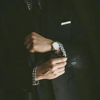 🕳 mężczyzna, garnitur, zegarek na rękę, moda, biznes, pan młody telegram sticker