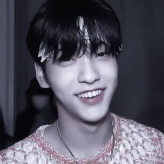 🫐 남자, 소년, 인물사진, 미소, 귀여운, 한국인, 아시아인 telegram sticker