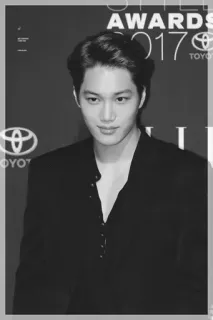 ▪ ELLE
Awards
2017 인물 사진, 사람, 남자, 수상, 패션, 유명인 telegram sticker