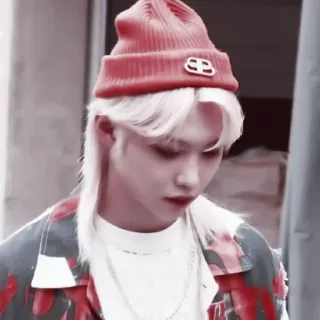 🕷 Felix Felix, Stray Kids, Kpop, Música, Cantor, Ídolo, Moda telegram sticker