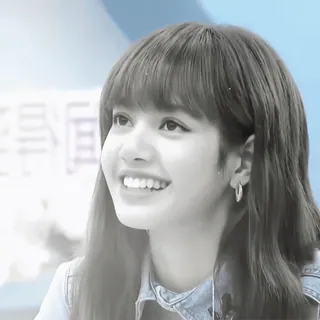 🥯 Lisa K-pop, Лиса, Blackpink, Певица, Женщина, Развлечения, Айдол telegram sticker