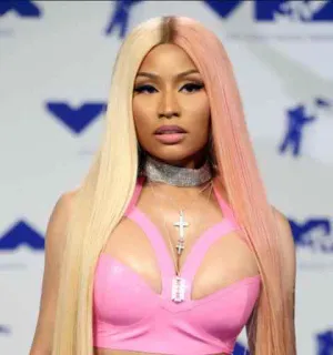 👿 Nicki Minaj นิกกี้ มินาจ, นักร้อง, แร็ปเปอร์, คนดัง, เพลง, สีชมพู, สีบลอนด์ telegram sticker