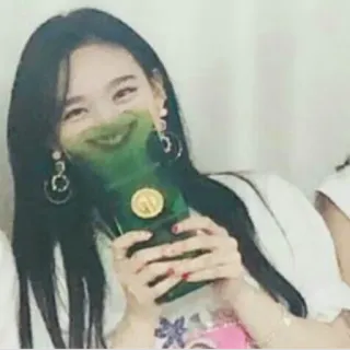 😬 donna, coreana, sorriso, persona, asiatica, bella telegram sticker