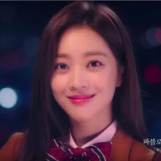 😊 파블로 koreański, kobieta, portret, twarz, mundurek szkolny, aktorka telegram sticker