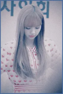 💧 Lisa kpop, sänger, mode, idol, blackpink, lisa manoban telegram sticker