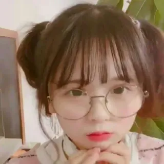 🐾 chica, mujer, retrato, asiática, linda, gafas, selfi telegram sticker