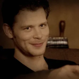 ✔️ Klaus Mikaelson The Vampire Diaries Klaus, Mikaelson, The Vampire Diaries, TV Show, Smiling, Pointing telegram sticker