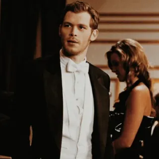 ✖️ Klaus Mikaelson The Vampire Diaries คลอส ไมเคิลสัน, บันทึกแวมไพร์, ซีรีส์, แวมไพร์, ทักซิโด้ telegram sticker
