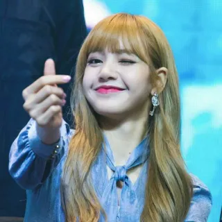 ♥️ Lisa K-pop, Blackpink, Lisa, chanteuse, pop coréenne, artiste, idole telegram sticker