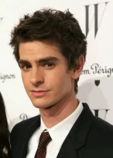 👊 Andrew Garfield знаменитость, актер, мужчина, портрет, улыбается telegram sticker