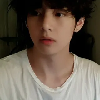 🎲 V V, BTS, Kpop, Korean, Male, Singer, Celebrity telegram sticker